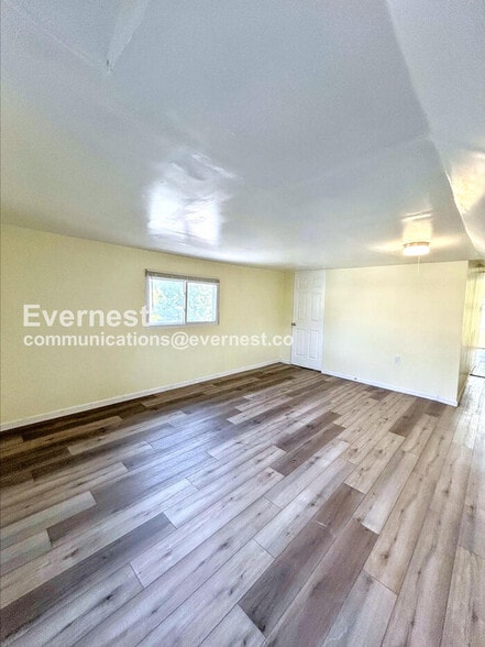 Building Photo - 3391 W 117th St