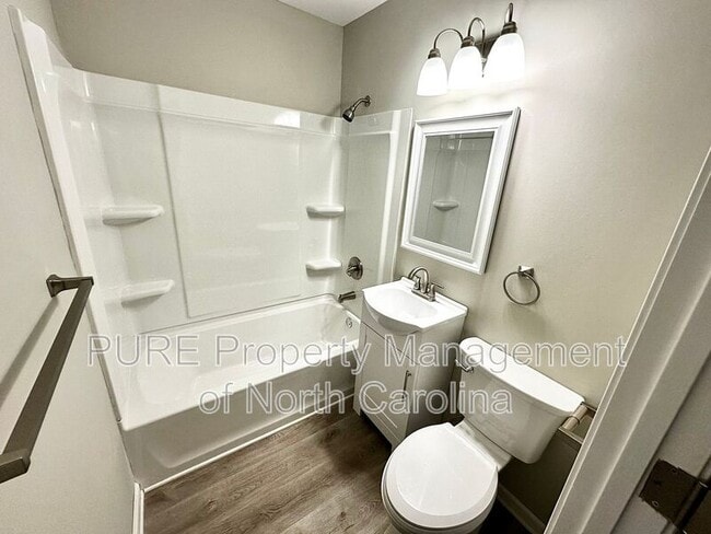 Building Photo - 103 Snider Ave