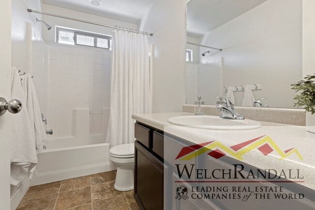 Building Photo - Beautiful Twin Home for Rent in Orem, Avai...