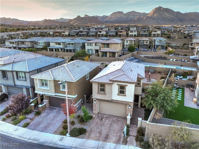 Building Photo - 12517 Blissful Sky St