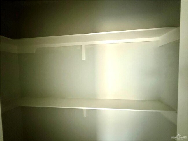 Building Photo - 15 West Dr