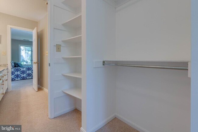 Building Photo - 4710 Old Dominion Dr