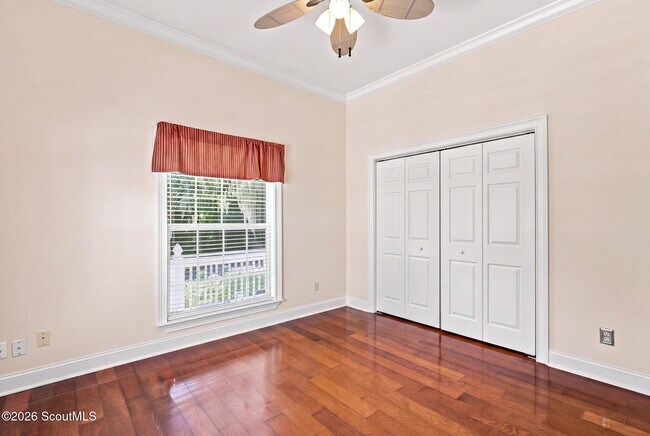 Building Photo - 1066 Patterson Is