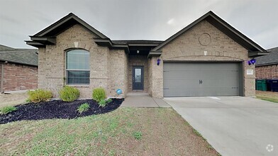 Building Photo - 3300 Brookstone Lakes Dr