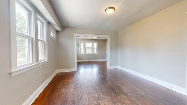 Primary Photo - 3001 Denison Ave