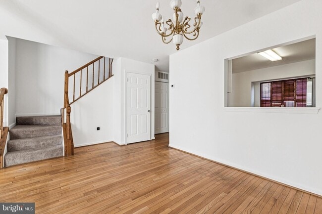 Building Photo - 1925 Inglebrook Dr