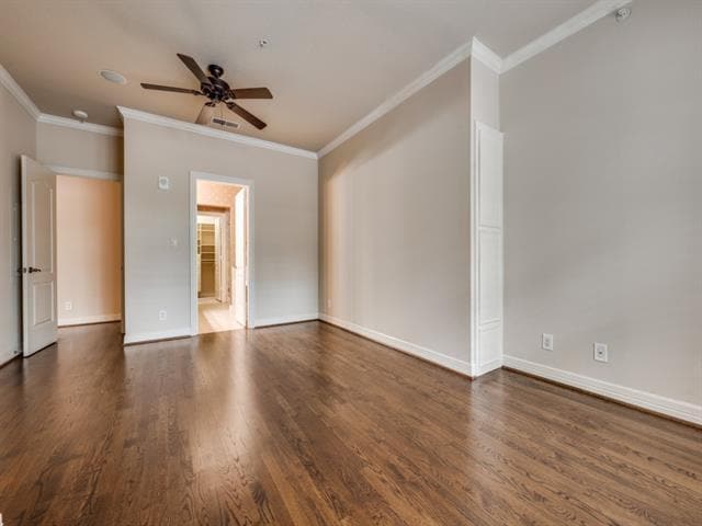 Building Photo - 3401 Lee Pkwy