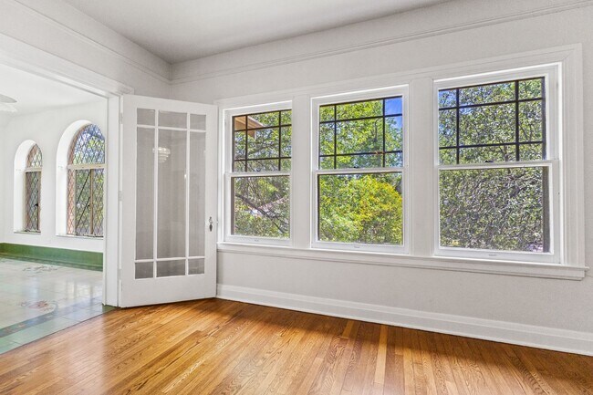 Building Photo - 2 Bed/2 Bath Duplex in Monte Vista Subdivi...