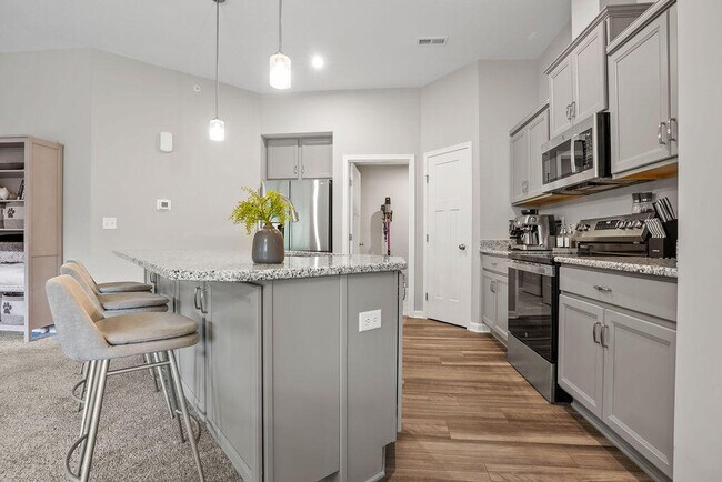 Building Photo - 2459 Bella Rdg