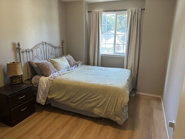 Building Photo - Beautiful Spanaway Home in Quiet Neighborhood