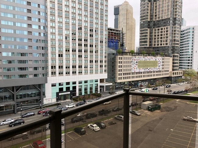 Building Photo - 280 Marin Blvd