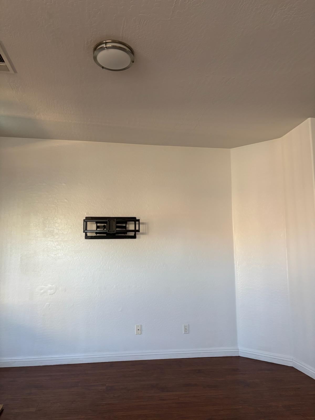 Building Photo - 3131 S Chatsworth Cir