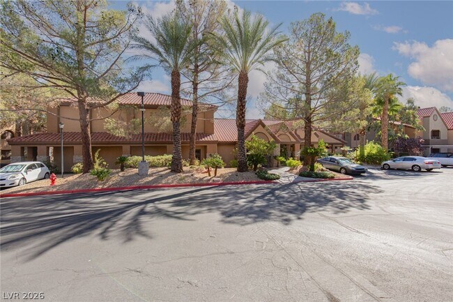 Building Photo - 2200 S Fort Apache Rd