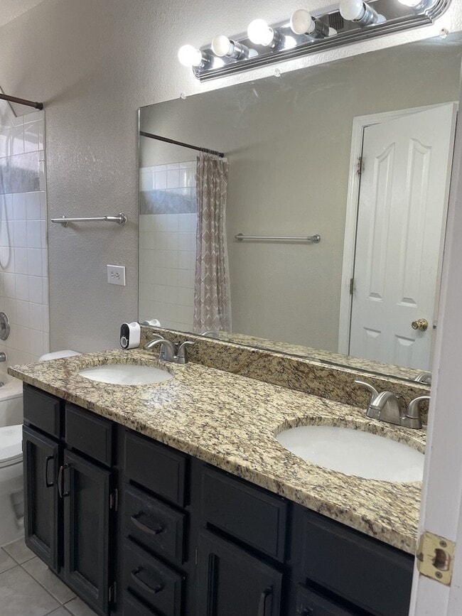 Building Photo - 4437 Loma Clara Ct