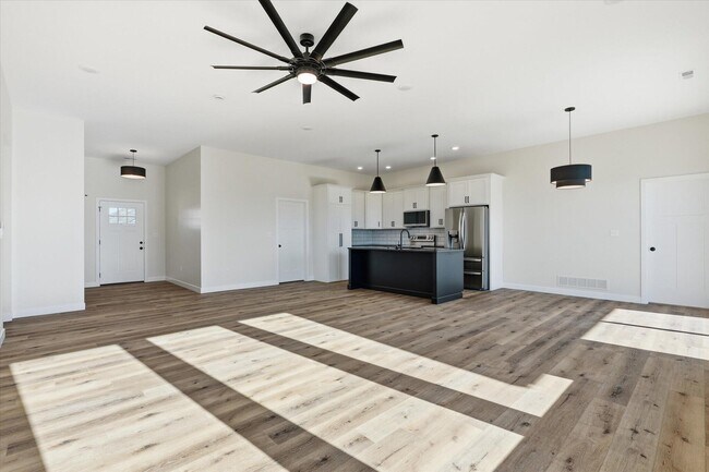 Building Photo - 14591 Wellstead Dr
