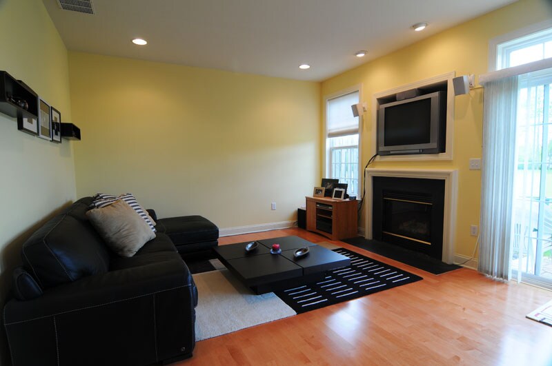 Building Photo - 167 Shinnecock Dr