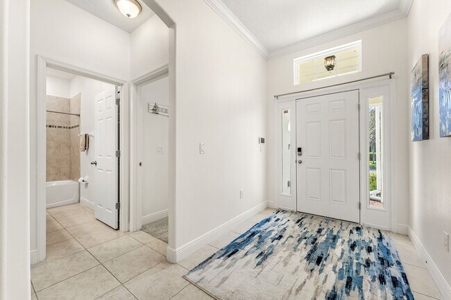 Building Photo - 6435 Montserrat Dr