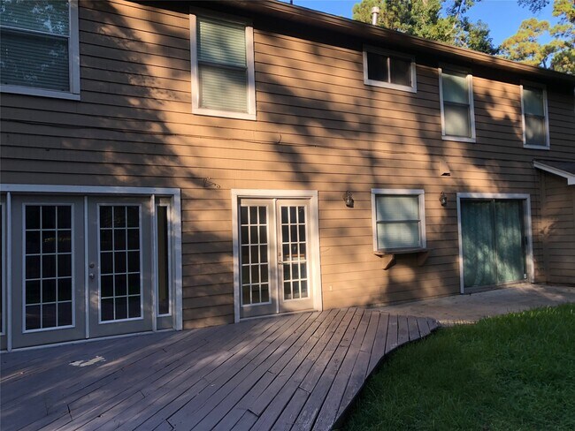 Building Photo - 38 Meadow Cove Dr