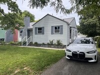 Building Photo - 2625 Avondale Ave
