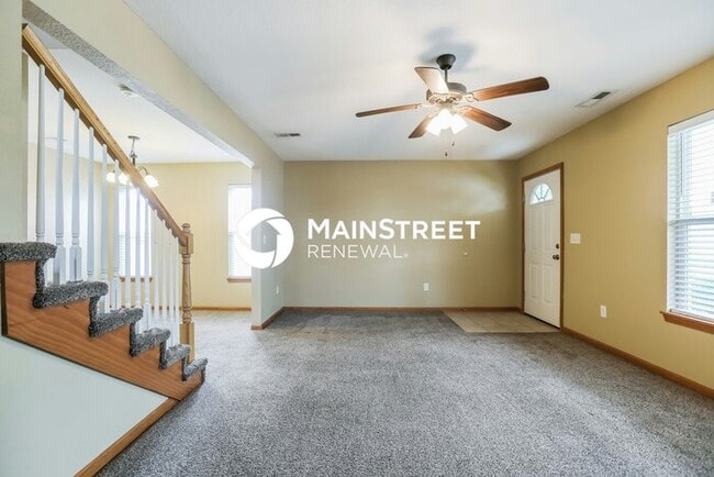 Building Photo - 3 Bedroom Pet-Friendly Home in Grain Valley, MO with Main Street Renewal