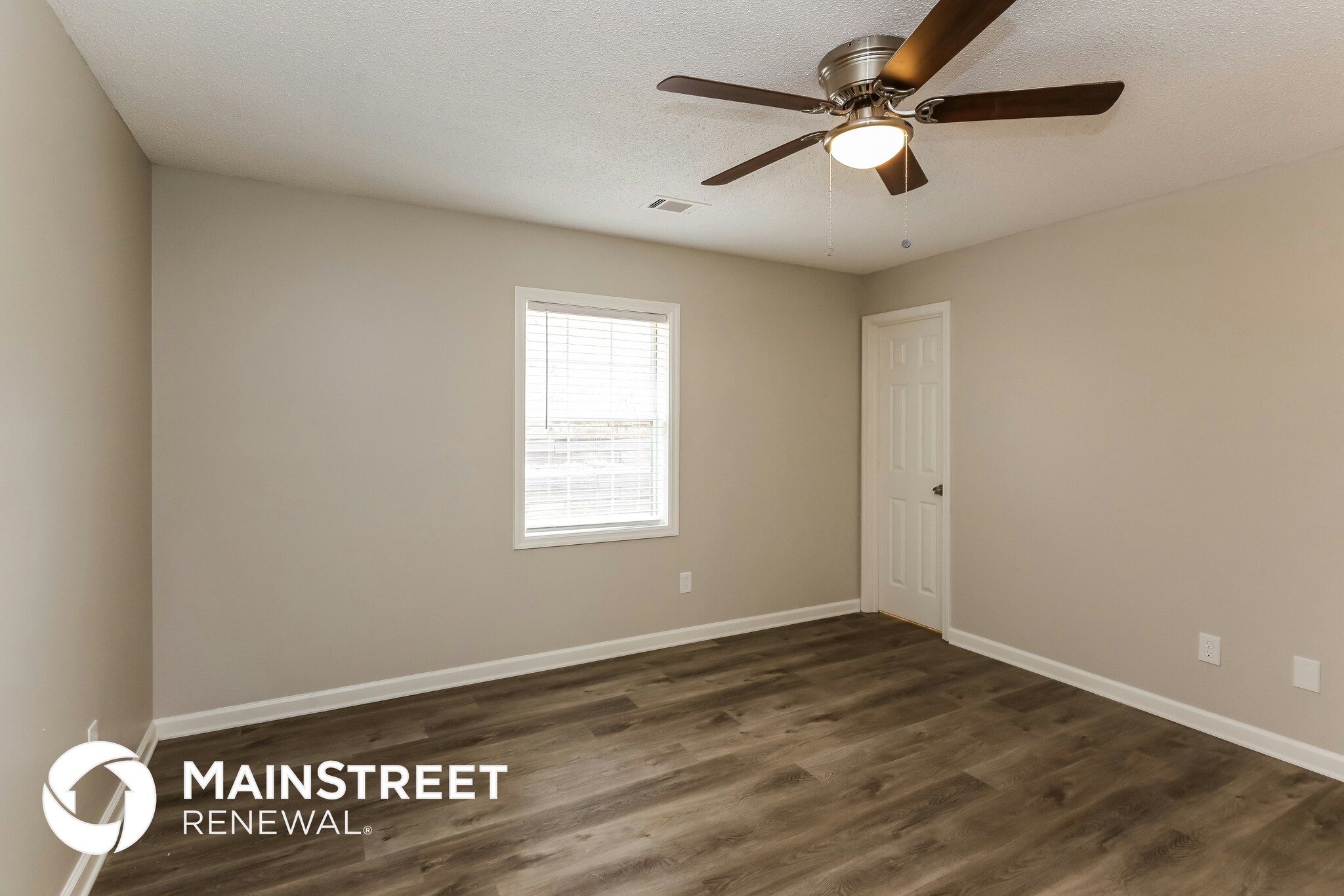 Building Photo - 2535 Valient Dr