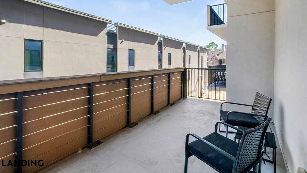 Building Photo - 1414 Wood Hollow Dr