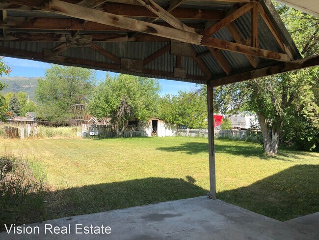 Building Photo - 2 br, 1 bath House - 144 S State
