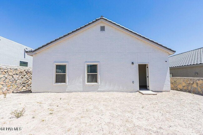 Building Photo - 247 Herts Wy
