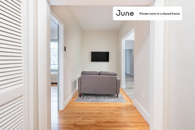 Building Photo - Room in Shared 2 bed/1 bath home