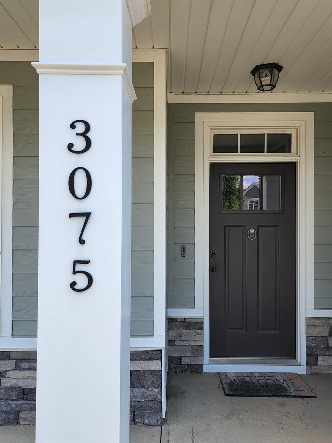 Building Photo - 3075 Margot Ln