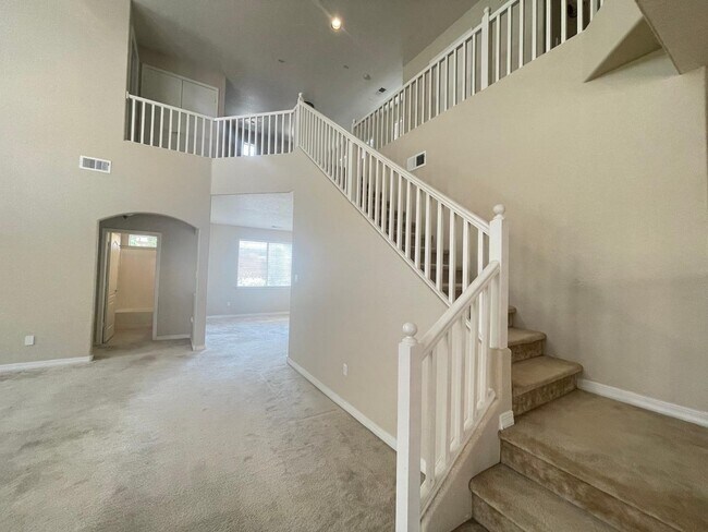 Building Photo - 8931 Ashton Loop NE