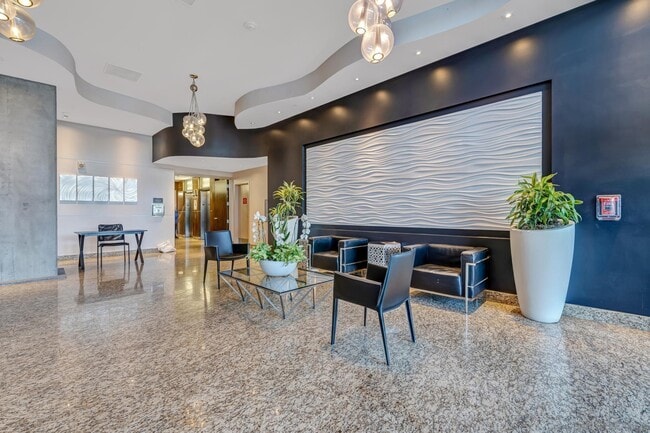 Lobby - 1080 Park Blvd