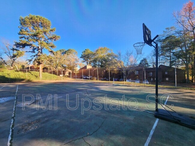 Building Photo - 3106 Bethel Rd