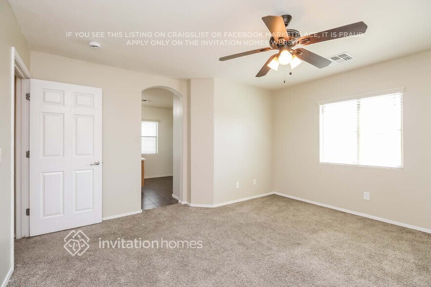 Building Photo - 445 N Citrus Ln