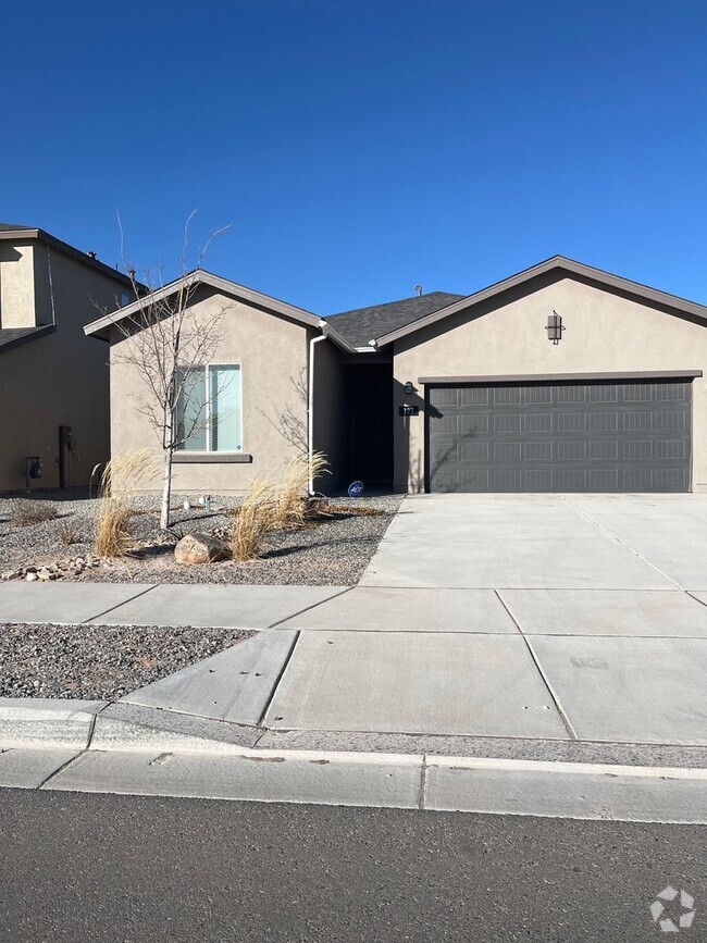 Building Photo - Prism Ave SW, Rio Rancho