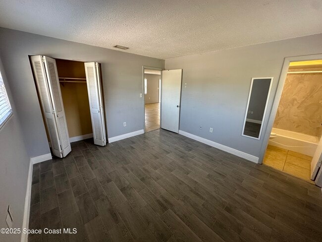 Building Photo - 125 Lucas Rd