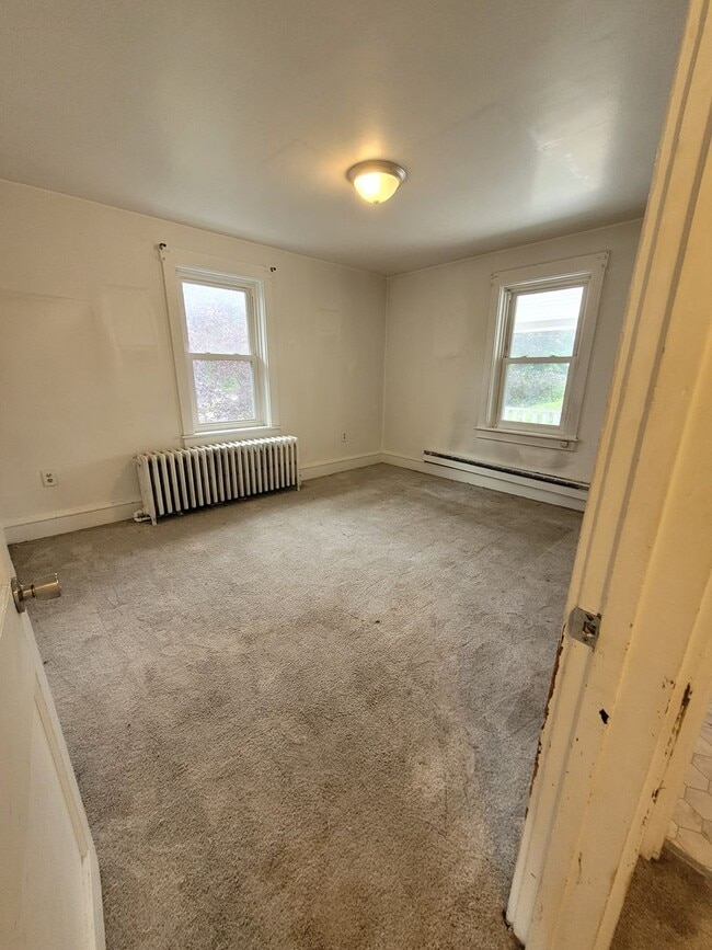 Building Photo - 341 Indian Manor Dr