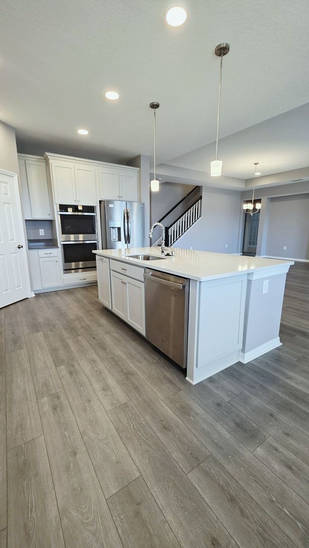 Building Photo - Executive 4BR / 3.5BA Home | Loft • Office...