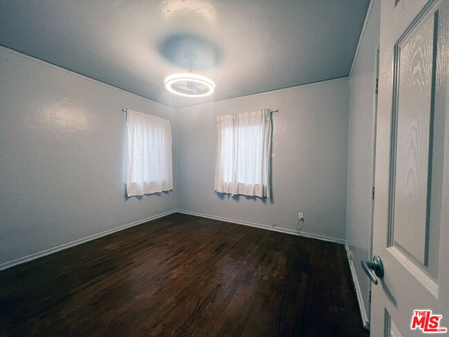 Building Photo - 2749 S Sepulveda Blvd