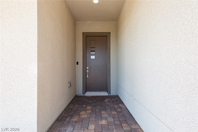 Building Photo - 2267 High Perch St