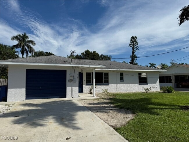 Primary Photo - 7440 Tropical Ln