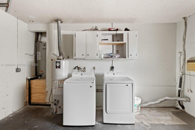 Building Photo - 11431 NW 29th St