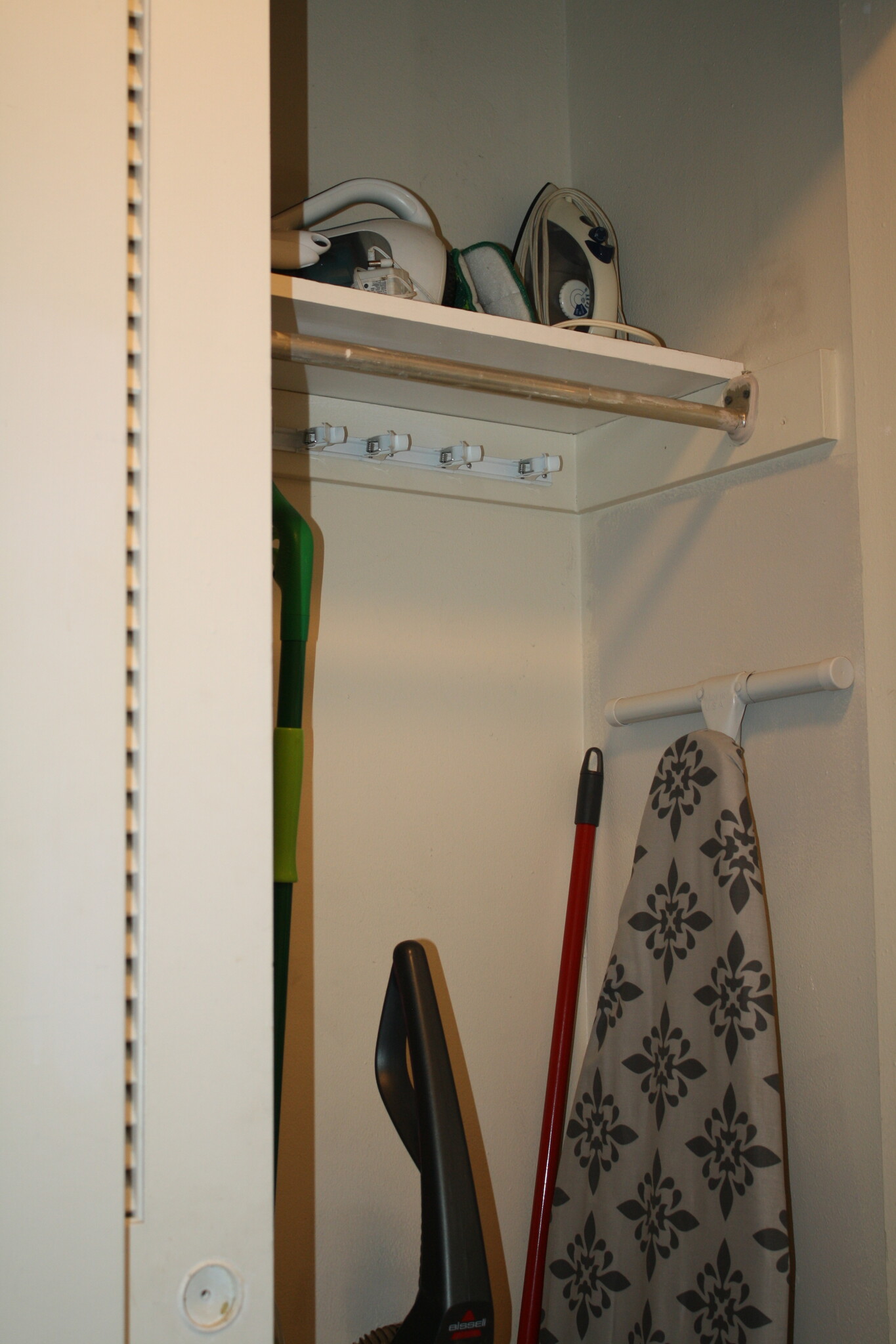 Cleaning Closet - 4444 Swift Rd