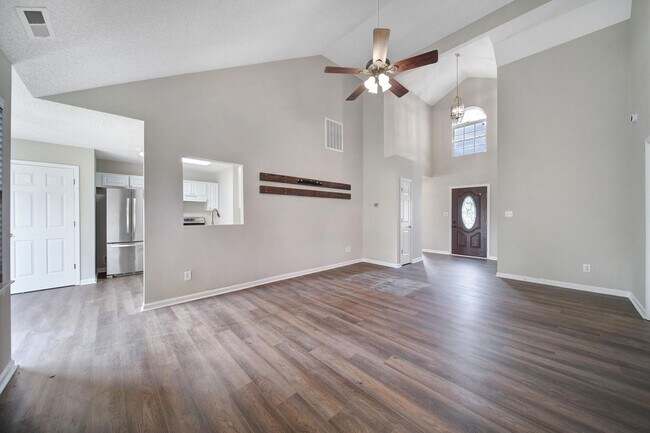 Building Photo - Lovely 3 Bed 2 Bath Home in Indian Trail o...