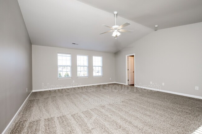 Building Photo - 101 Homeplace Dr