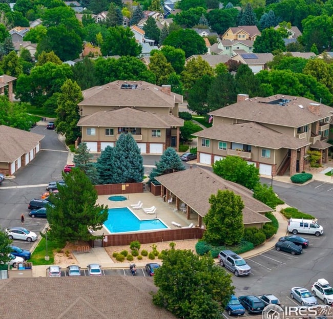 Building Photo - 4545 Wheaton Dr