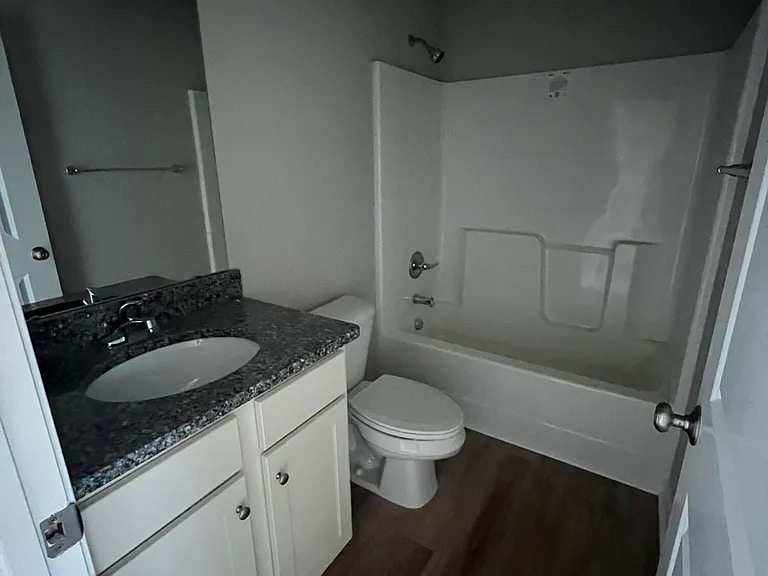 Building Photo - 218 Lotus Ave