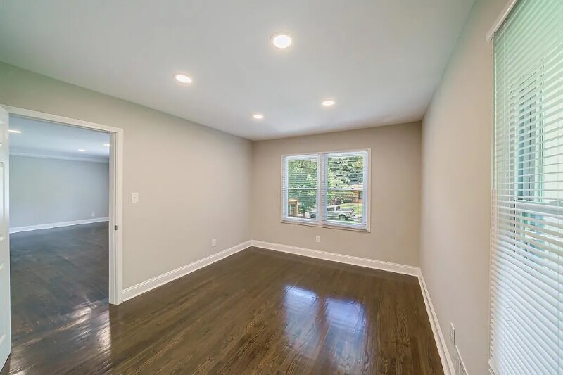 Building Photo - 254 Richardson Rd NW