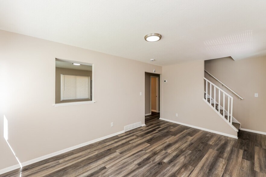 Building Photo - 12006 Erwin Ave