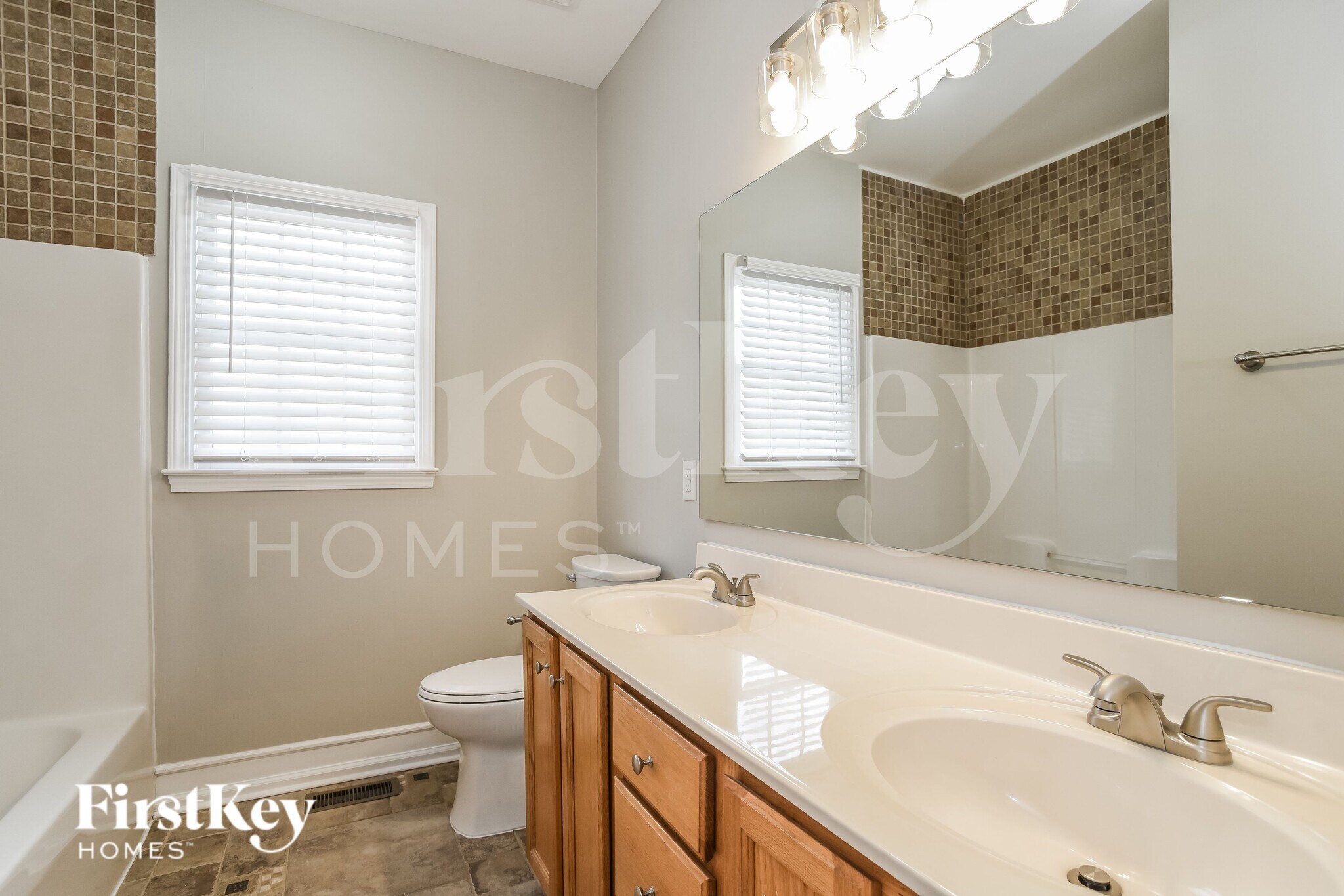 Building Photo - 13415 Willow Breeze Ln